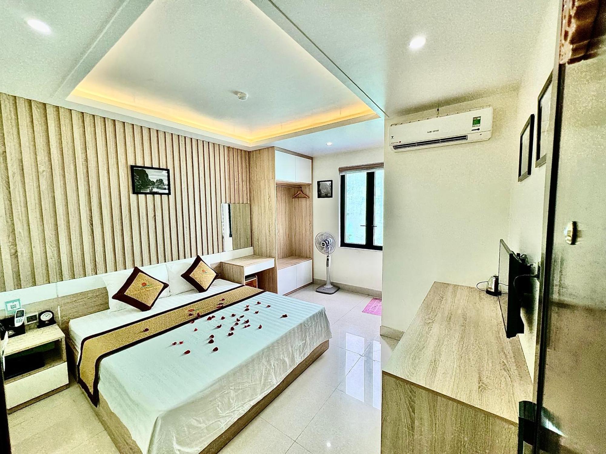 Dong Khe Sau Sunflower Catba Hotel מראה חיצוני תמונה