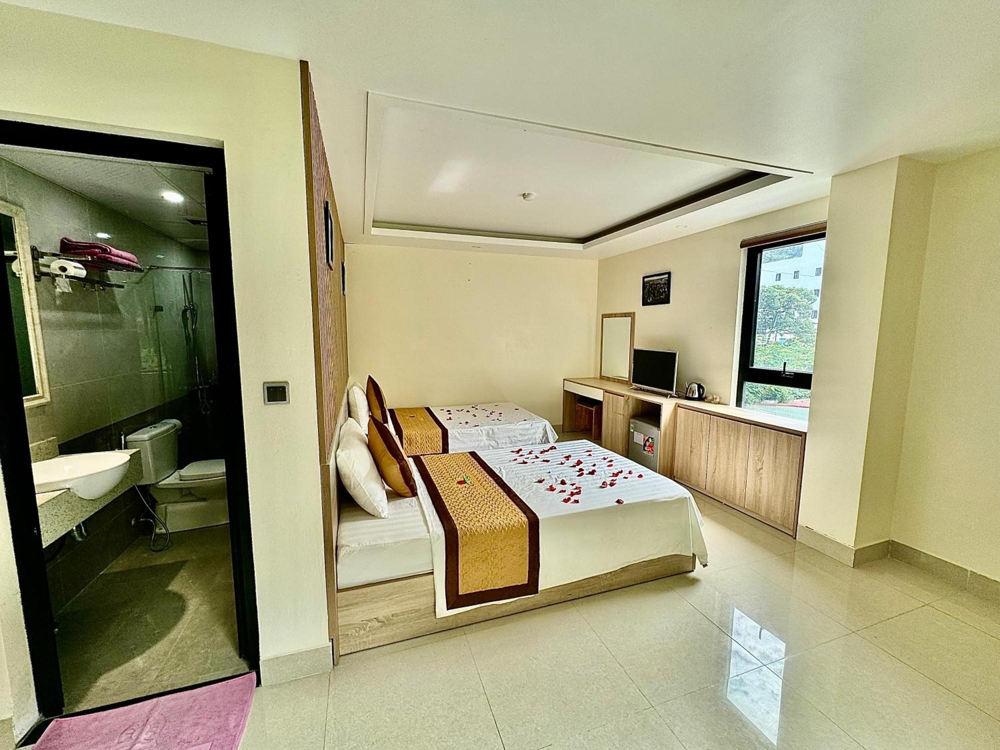 Dong Khe Sau Sunflower Catba Hotel מראה חיצוני תמונה